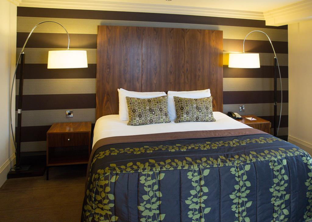 Отель Doubletree By Hilton Stratford-Upon-Avon, United Kingdom Экстерьер фото